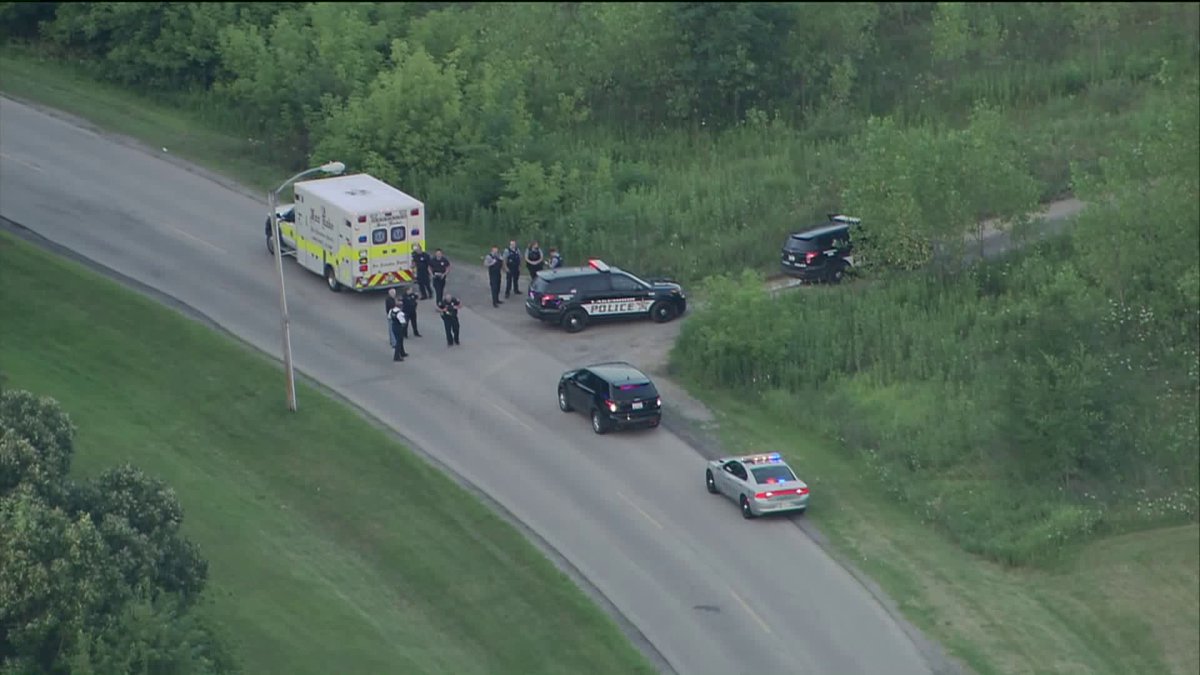 Police confirms an officerinvolved shooting in Lakemoor near Four