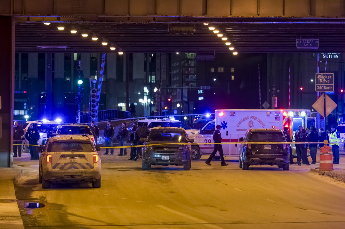 Man seriously wounded in Lower Wacker police shooting; 2 CPD officers hospitalized