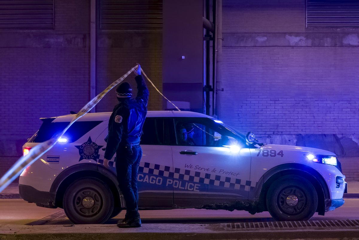 Man seriously wounded in Lower Wacker police shooting; 2 CPD officers hospitalized