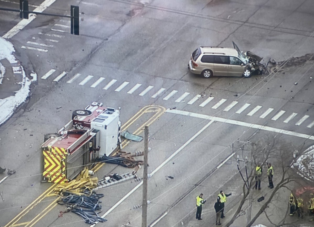 Palatine - Rollover crash involving a Palatine fire engine & a van blocks the intersection of Palatine Rd &amp; Quentin. Haven't heard if anyone was injured or not, but there is significant damage to both vehicles