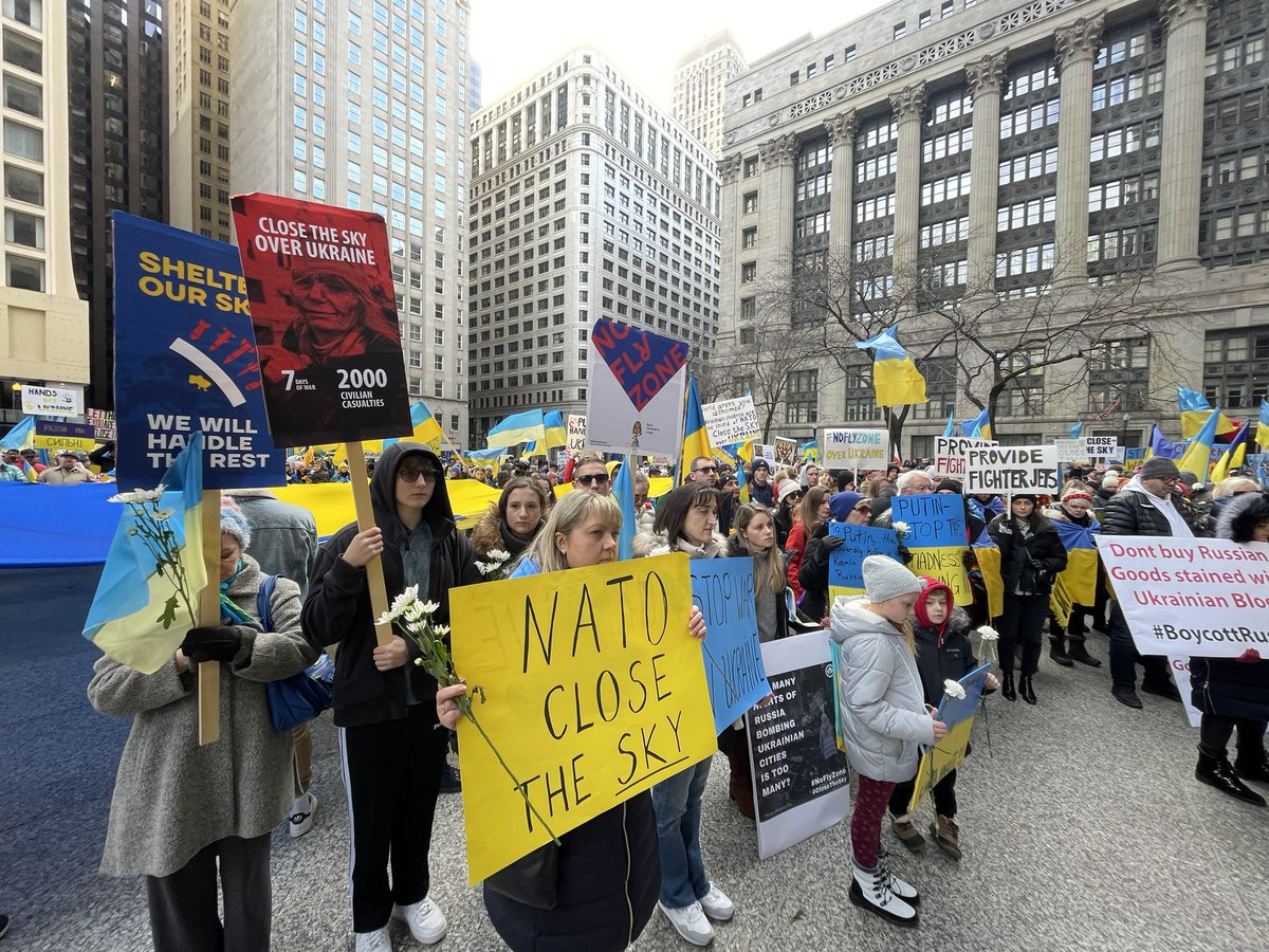 A remarkable showing at Daley Plaza. Generations of Ukranian Americans and supporters call to close Ukranian skies, boycott Russian oil, and to support the Ukranian people