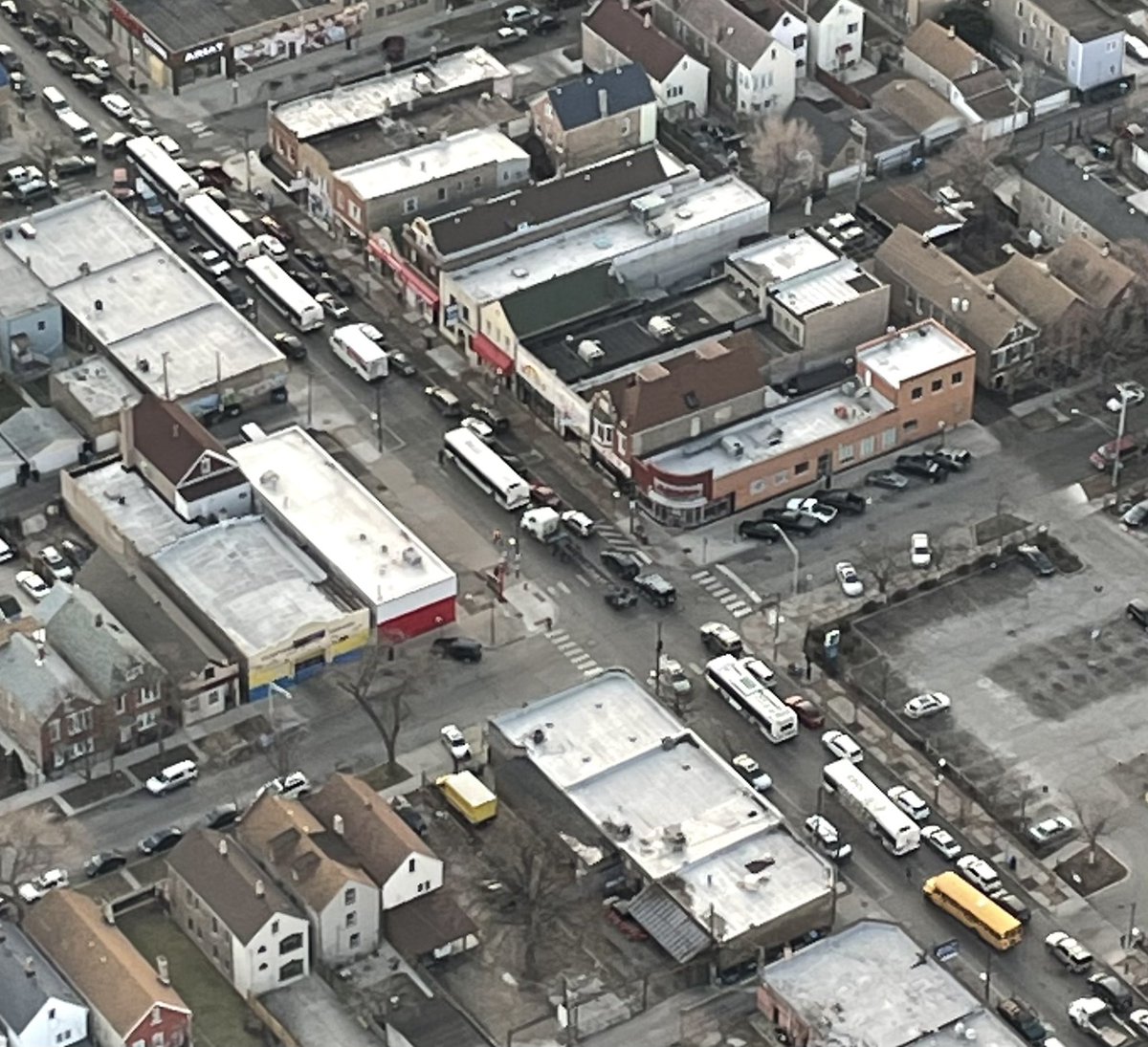 CTA buses mired in the gas giveaway line eastbound along 26th at Kedzie. This line extends to the Mobil at 2800 S Kedzie. Plan ahead if you have business at the Cook County court building at 26th and California