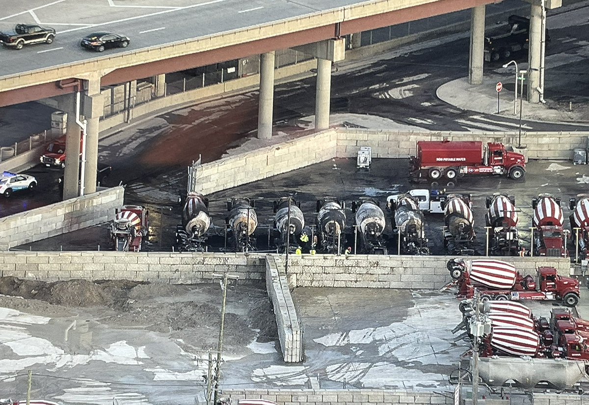 Investigation is underway as to the cause of a fire at the Ozinga yard at Cermak and the Ryan that destroyed or heavily damaged as many as 8 parked cement mixers. Flames erupted around 1am. No injuries were reported