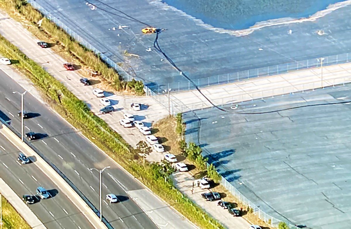 Heavy police presence on the OB Bishop Ford along the Frontage Rd after someone crashed a corvette through 2 fences and ended up in a parking lot off the expressway. Inbound Ford is packed with gapers starting at Sibley