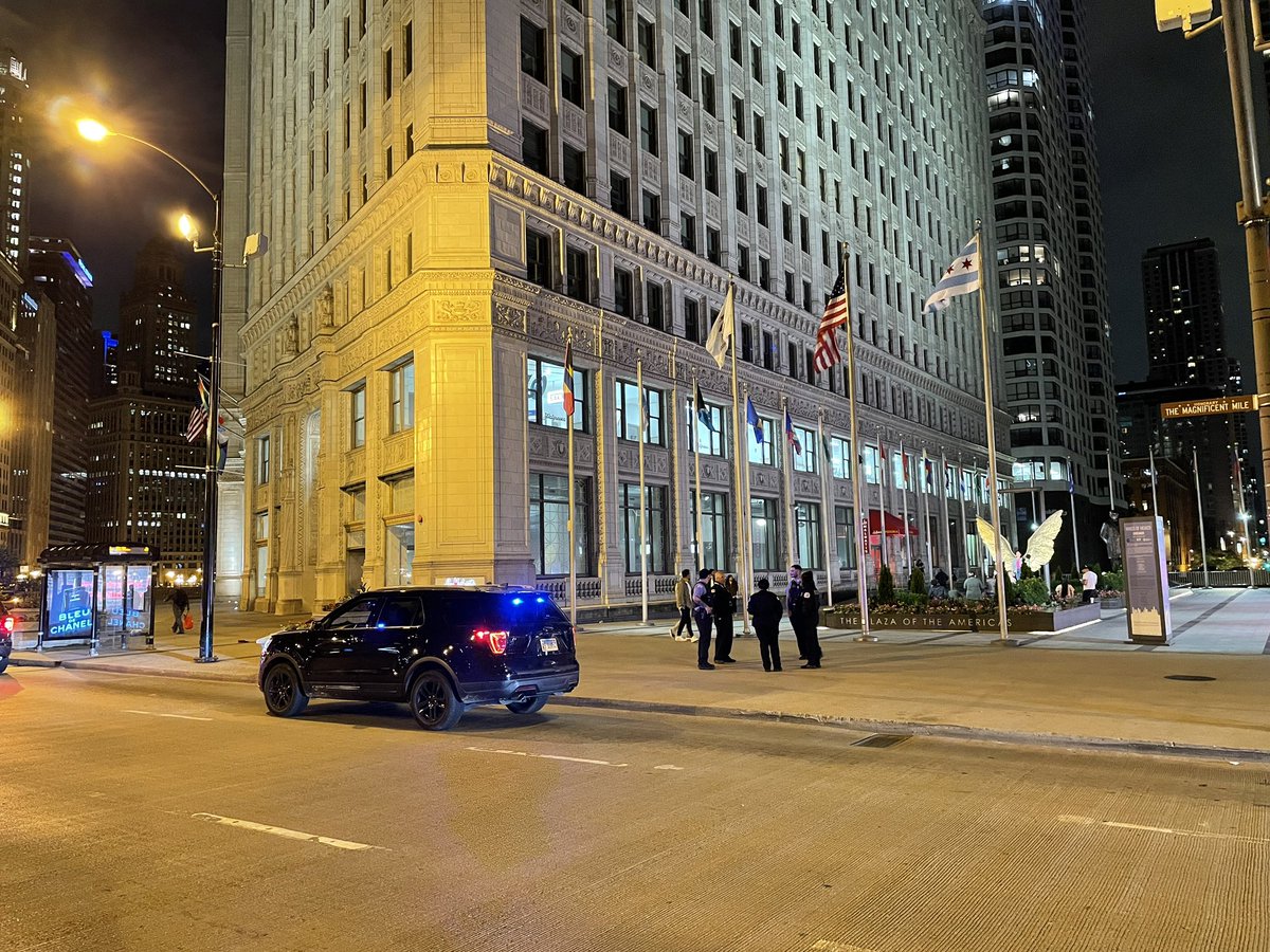 Chicago police are on scene at 410 north Michigan for a person shot, however they haven't evidence or scene over here. Chicago