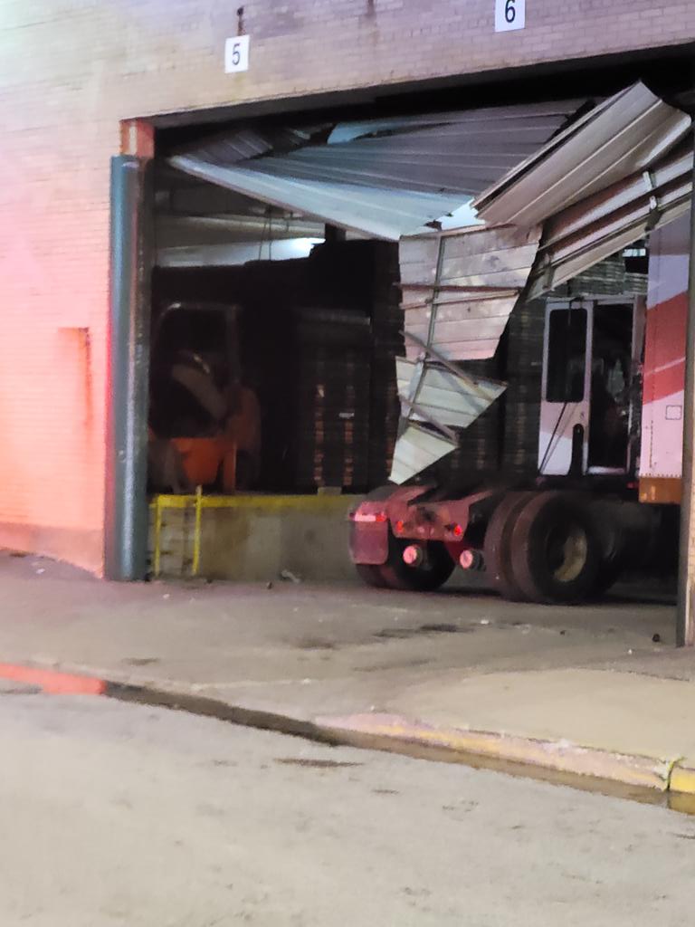 Chicago Fire Department responded to a fire at factory .The working fire that escalated  to a still and box then a mayday ,211 that was secured 00:31 hours. 1 male ff with minor injuries transported to stroger hospital