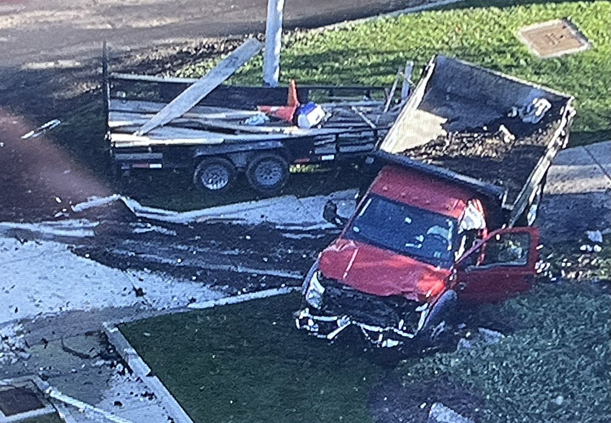 Investigation is underway at the scene of a serious crash at Lake Cook Road & Wilke in Arlington Heights. Lake Cook remains blocked east of 53, with serious NB delays on Route 53 as a result