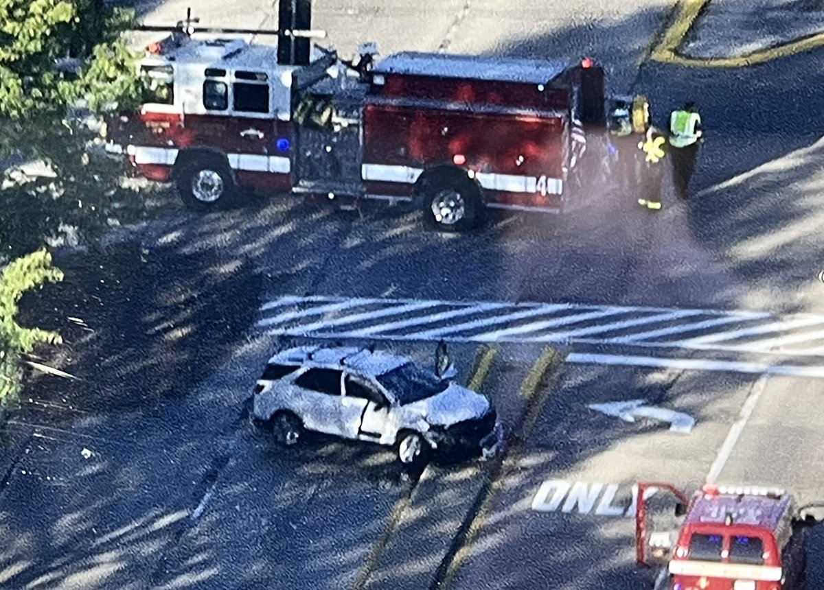 Investigation is underway at the scene of a serious crash at Lake Cook Road & Wilke in Arlington Heights. Lake Cook remains blocked east of 53, with serious NB delays on Route 53 as a result 