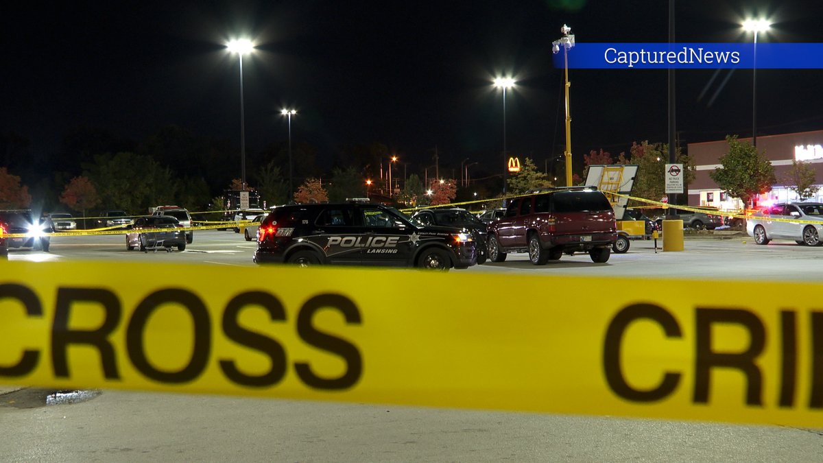 LANSING, IL: Police are on scene investigating a fatal shooting in the parking lot of Planet Fitness. Illinois State Police CSI on scene. Multiple evidence markers.