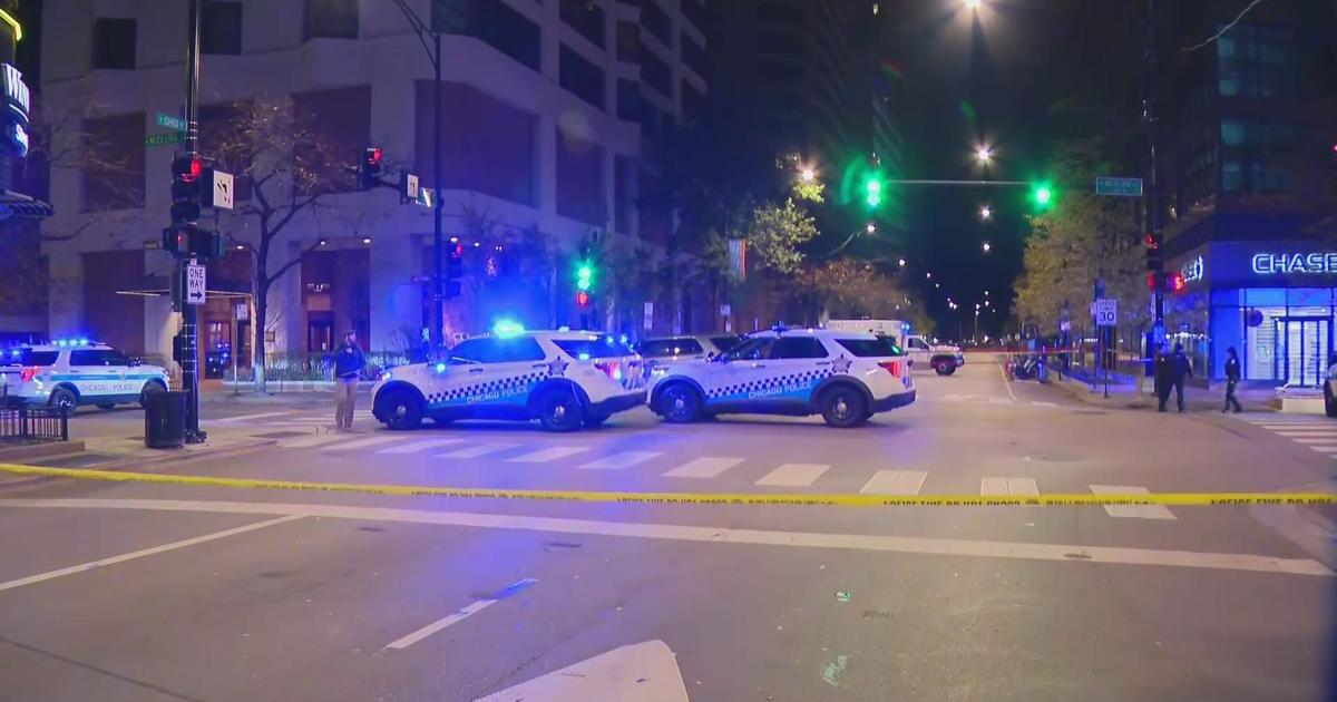 Woman found dead on sidewalk in Streeterville