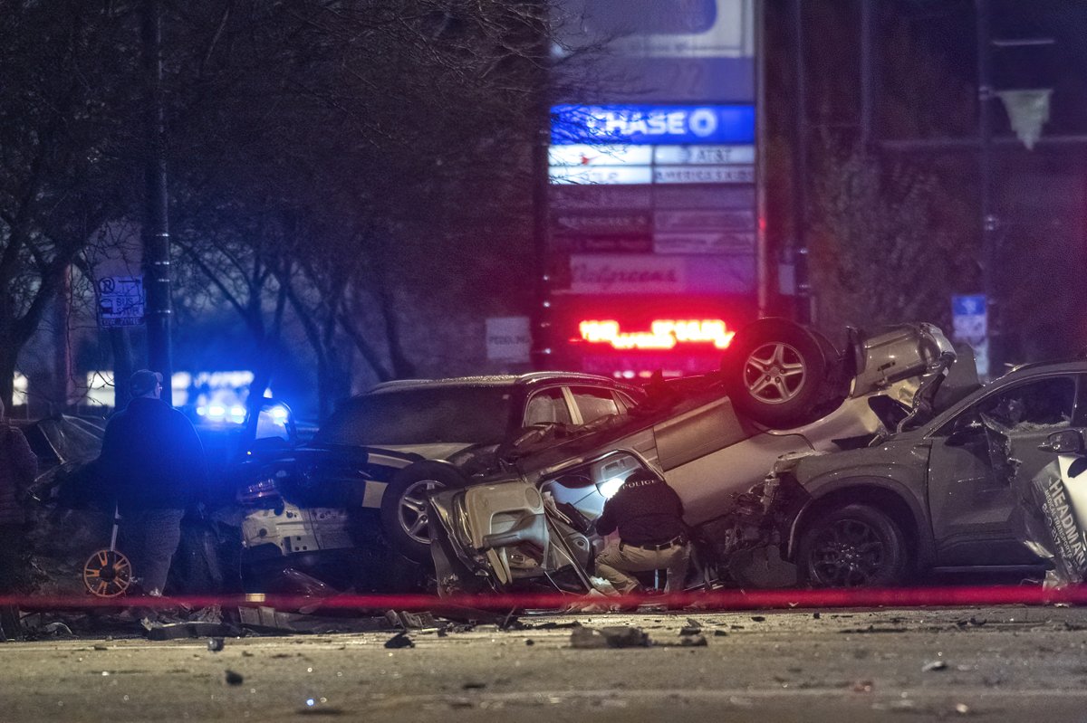 2 killed, 10 injured in eight-vehicle crash in Burnside, via @cindylu_7 and @mannycam here at the @Suntimes. Chicago