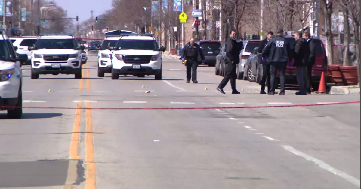 Humboldt Park shooting leaves 1 dead, 2 wounded