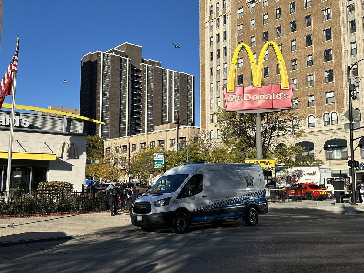 Reports of person shot in the head in McDonald’s Parking Lot at Wilson & Sheridan in Chicago.  CFD seen doing chest compressions on victim, might be deceased.  Ambulance did leave at 4:18pm with lights & siren. At leas 