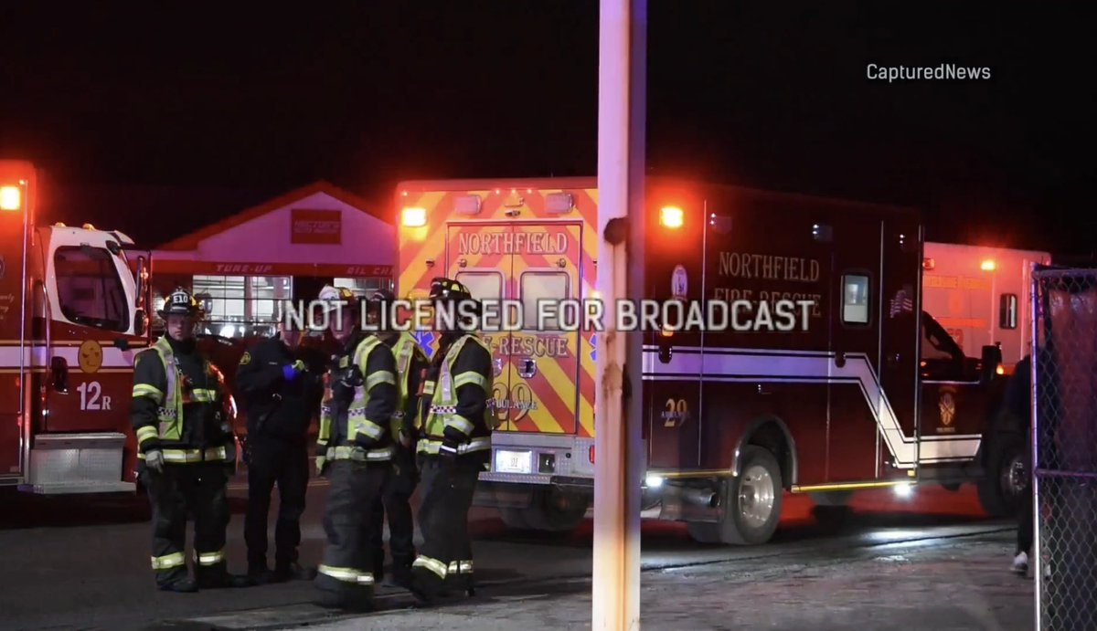 @NorthbrookILPD and fire department responded to a 2 Vehicle accident with entrapment at Dundee and Waukegan. 6 ambulances were requested and 5 people were transported to local hospitals.  