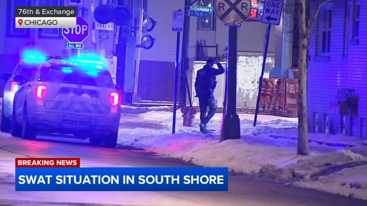 SWAT Incident . 2700 block of E. 76th St., On February 1, 2026, at approximately 5:02 a.m., 4th DistrictPreliminary Information: Officers are on scene where a SWAT incident is active. This is an ongoing incident, and we have no further details at this time