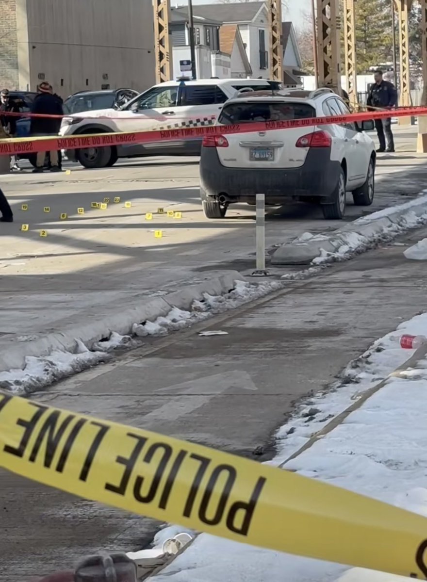 Cicero & Lake MALE SHOT & KILLED Chicago Police are investigating a deadly shooting 