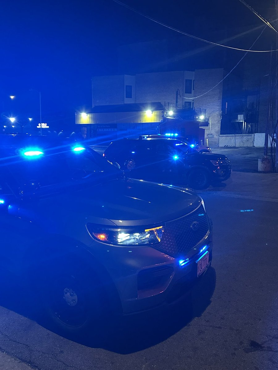 66th & Halsted YOUNG MALE KILLED Chicago Police are investigating a shooting that left a male dead in Englewood late last night.  Officers responded to calls of a person shot.  