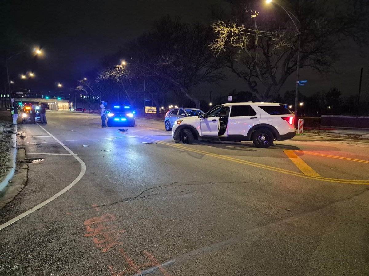 113th & Corliss/113th & Indiana CPD SGT. SHOT  FEMALE SHOT COPA & CPD are investigating 2 related shootings that left a female CPD Sgt. & a woman wounded last night in Roseland.
