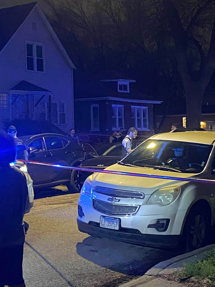 87th & Union MALE SHOT & KILLED Chicago Police are investigating a deadly shooting on the southside tonight. The shooting occurred around 9:16pm, CPD responded to calls of a person shot. When they arrived, they found a 44-yr-old male inside a car with a Gsw to the eye 