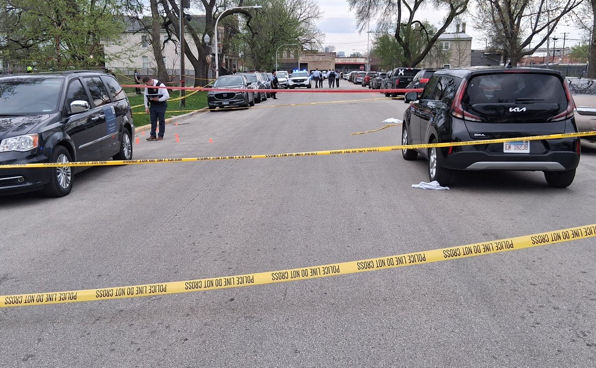 Mass shooting and killing vehicle dropped over at 630 N Lotus in the back it's burned out  Mass Shooting Homicide: 4 Shot 3 Dead, One Critical.  scene look like they might be AK-47 rounds] Four victims were near the sidewalk when an unknown vehicle approached the victims 