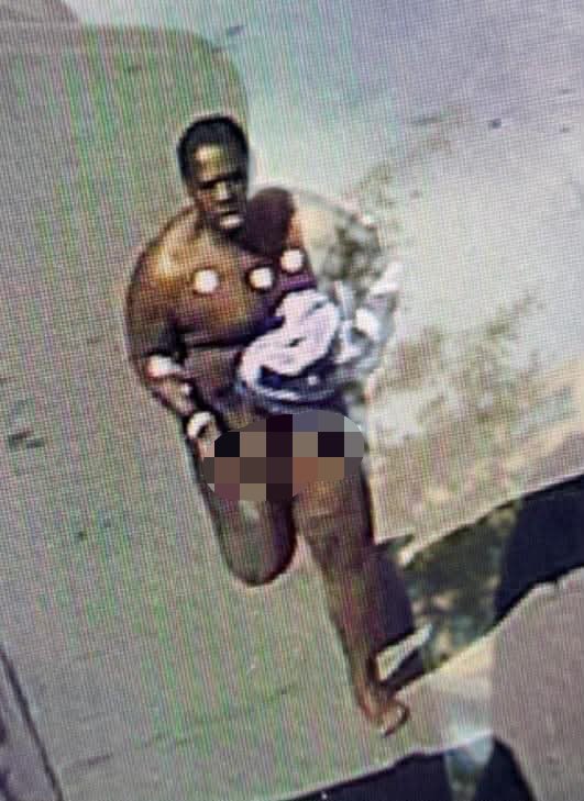 California & Foster OFFICERS SHOT  2 CPD OFFICERS SHOT & KILLED 2 Chicago Police officers were shot while guarding a prisoner inside Swedish Hospital.