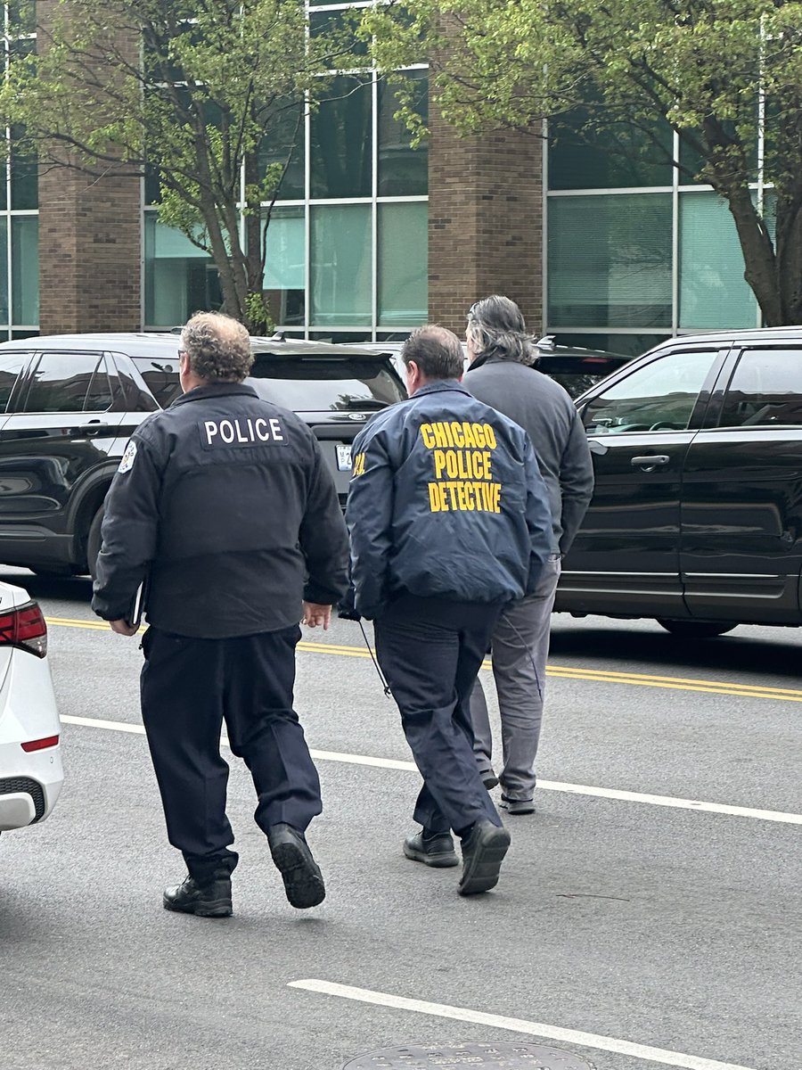 California & Foster OFFICERS SHOT  2 CPD OFFICERS SHOT & KILLED 2 Chicago Police officers were shot while guarding a prisoner inside Swedish Hospital.  