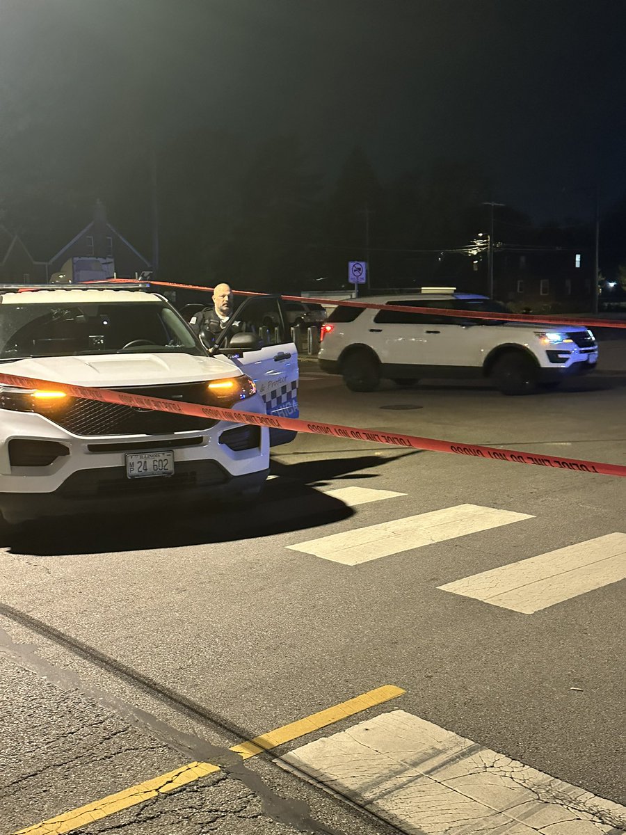 100th & Oglesby TEEN SHOT Chicago Police are investigating a shooting that left a teenage boy wounded in Jeffery Manor tonight.  