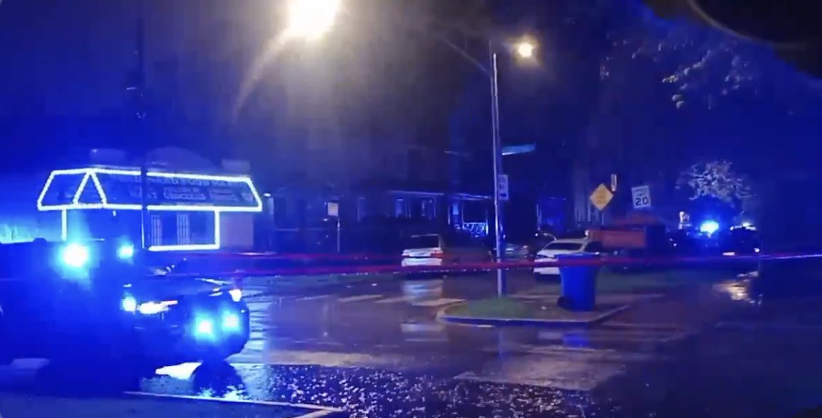 Ferdinand & Lamon MALE SHOT & KILLED Chicago Police are on scene investigating a shooting that left a man dead tonight out west. The shooting occurred around 7:59pm, Officers responded to calls of shots fired and a person shot. 