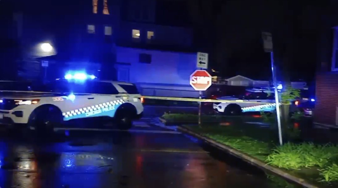 Ferdinand & Lamon MALE SHOT & KILLED Chicago Police are on scene investigating a shooting that left a man dead tonight out west. The shooting occurred around 7:59pm, Officers responded to calls of shots fired and a person shot. 