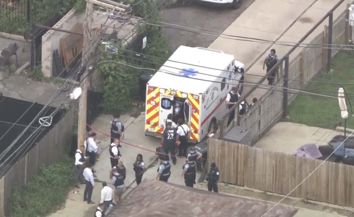79th & Chappel  2 OFFICERS/ SUSPECT SHOT Chicago Police & COPA (Civilian Office of Civilian Accountability) are investigating a Police-involved shooting that left 2 CPD officers wounded, and a suspect in critical condition.  