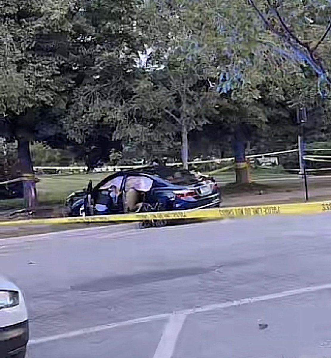 59th & Ellis 2 PPL SHOT & KILLED.. Chicago Police are on scene near the University of Chicago Campus where a young male and female were shot & killed in a possible Murder-Suicide.  