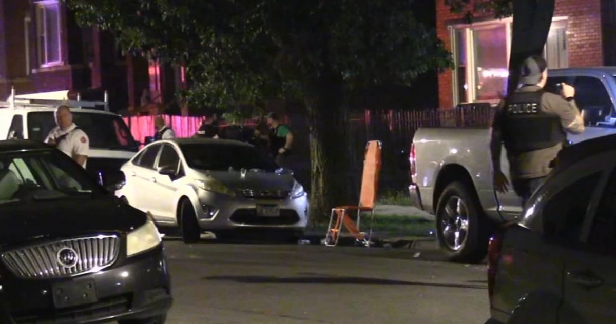Sunday Morning Chicago mass shooting leave 6 hurt in the Humboldt Park neighborhood The Brief A mass shooting on Chicago's Northwest Side early Sunday left six people injured and hospitalized. The victims ranged in age from 33 to 46.