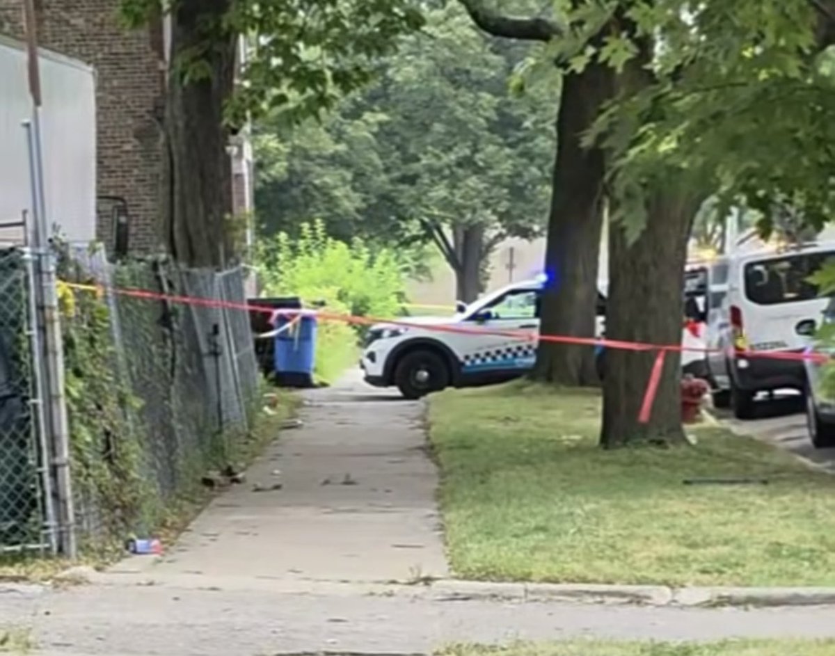 68th & Prairie BODY FOUND... Chicago Police have launched a death investigation after a female's body was found in a dumpster in an alley. The discovery was made by a city Streets & Sanitation worker 