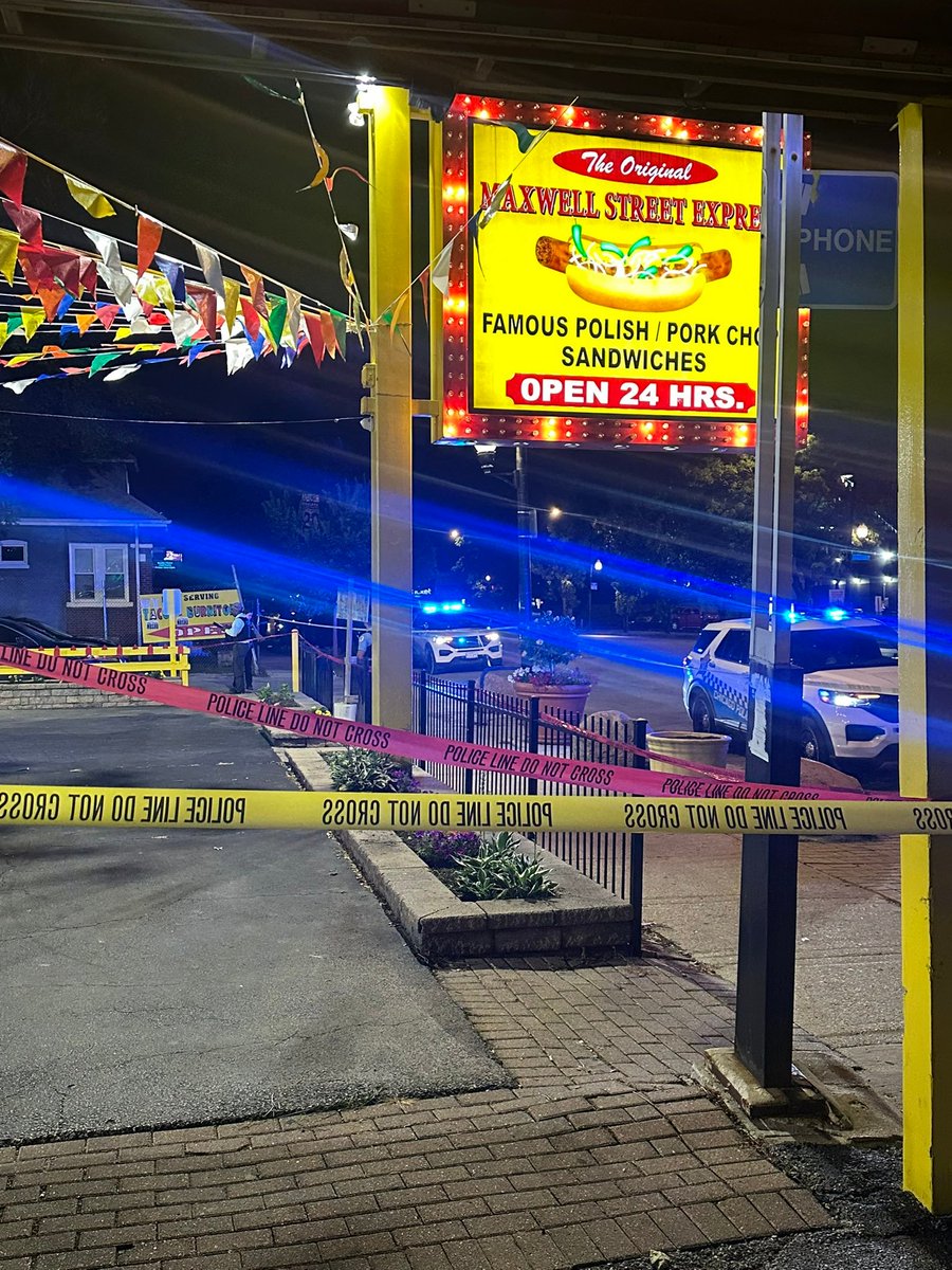 43-year-old man was fatally shot early Wednesday morning, July 29, 2026, in the 11600 block of South Halsted Street in Chicago's West Pullman neighborhood. 