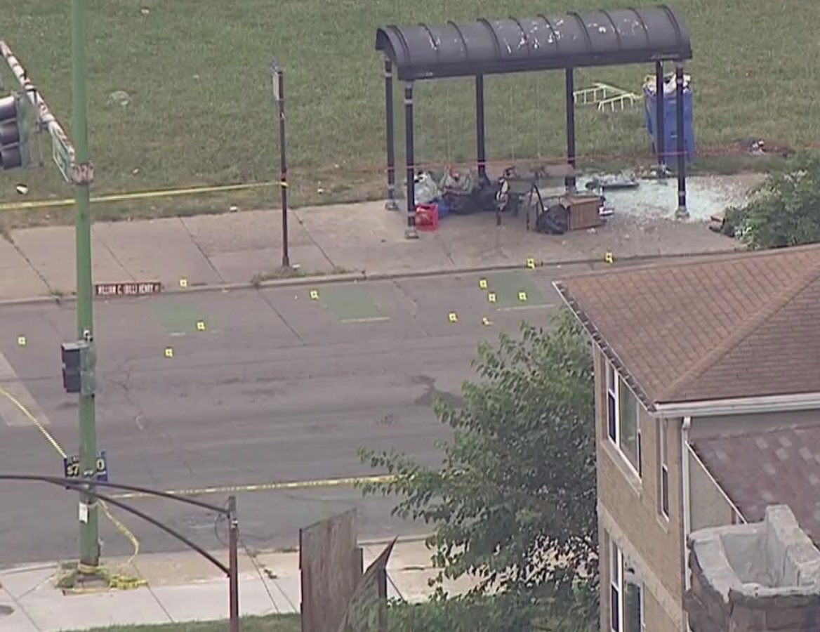 16th & Homan 2 PPL SHOT, 1 KILLED Chicago Police are on scene for a deadly shooting that left an  bystander wounded, and a man dead at a west side bus stop.  