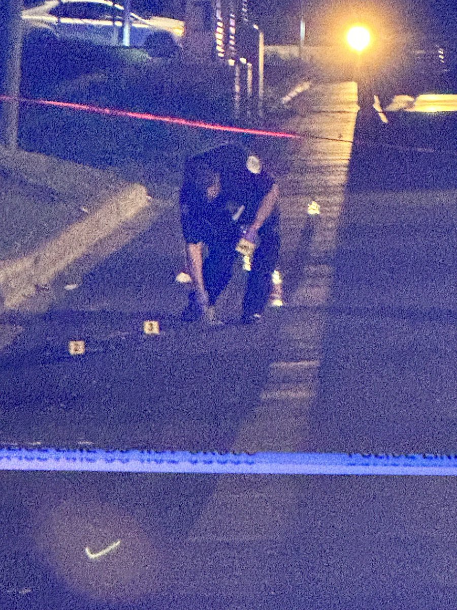 37th & Wabash/Pershing & Michigan 3 PPL SHOT, 1 KILLED Chicago Police are investigating a triple shooting that left a man dead at a large gathering late last night. 