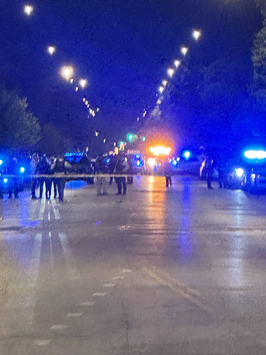 53rd & Cottage MASS SHOOTING  The total number of gunshot victims at the 51st/State Picnic has now risen to 14 PPL SHOT Making it the worst Mass Shooting in Chicago this year 