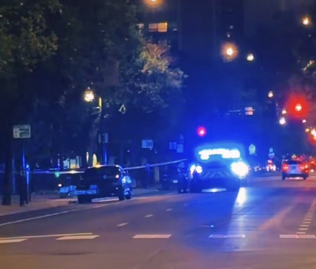 Sheridan & Ainslie MALE SHOT Chicago Police are investigating a shooting that left a man critically wounded in front of a park in Uptown.  